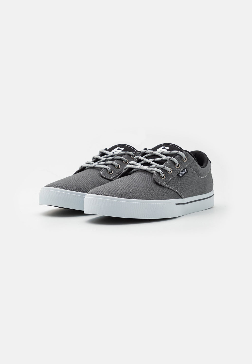 Etnies