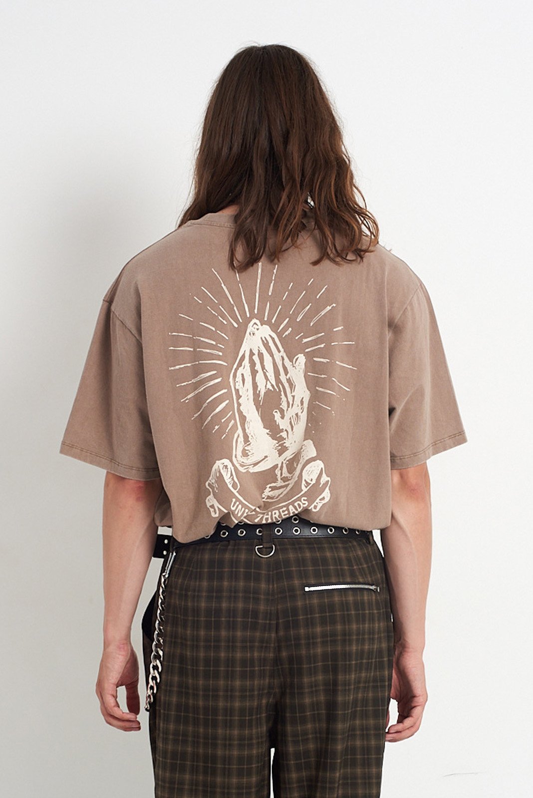 The Ragged Priest PRAYER RAGGED GRAPHIC TEE