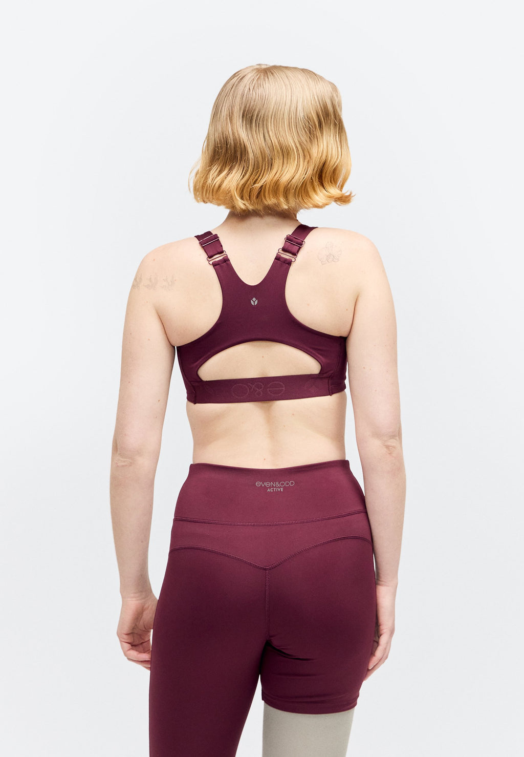 Even&Odd active MEDIUM SUPPORT BRA WITH ZIP UP FRONT & ADJUSTABLE STRAPS