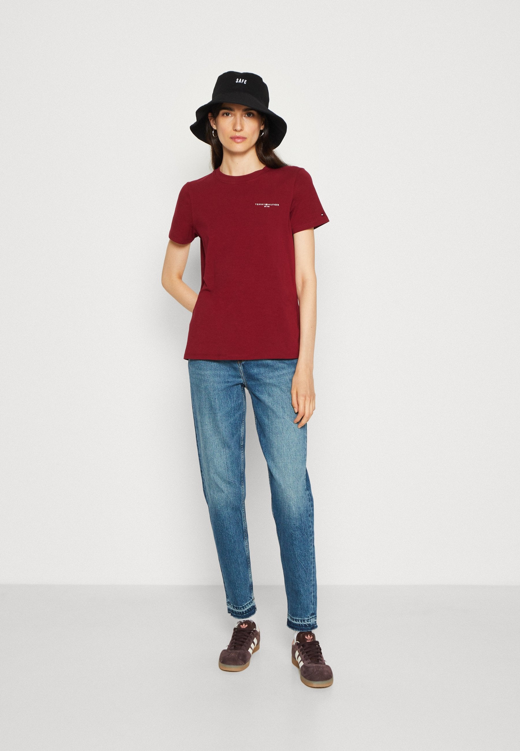 GRAMERCY AMY Media 2