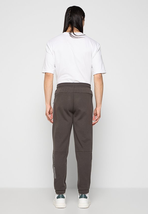 EA7 Emporio Armani