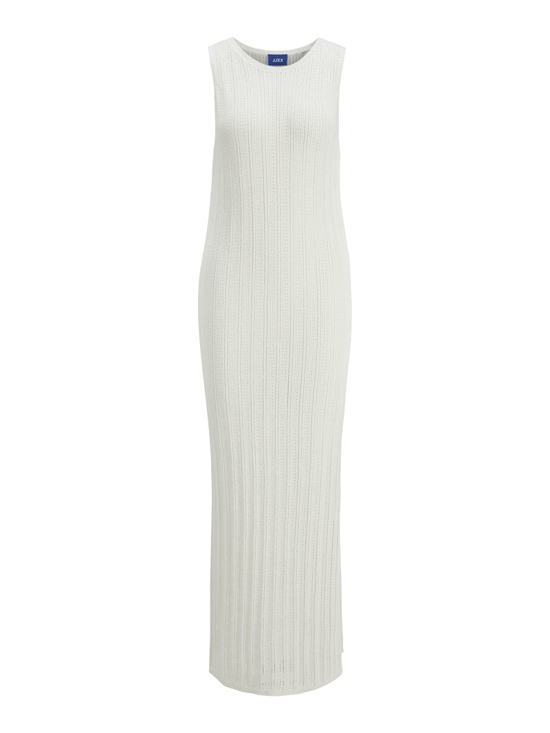 Ärmelloses weißes, gerippt gestricktes Maxikleid mit rundem Ausschnitt und figurbetonter Silhouette.