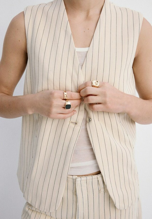 Mango ADULT - Waistcoat - beige