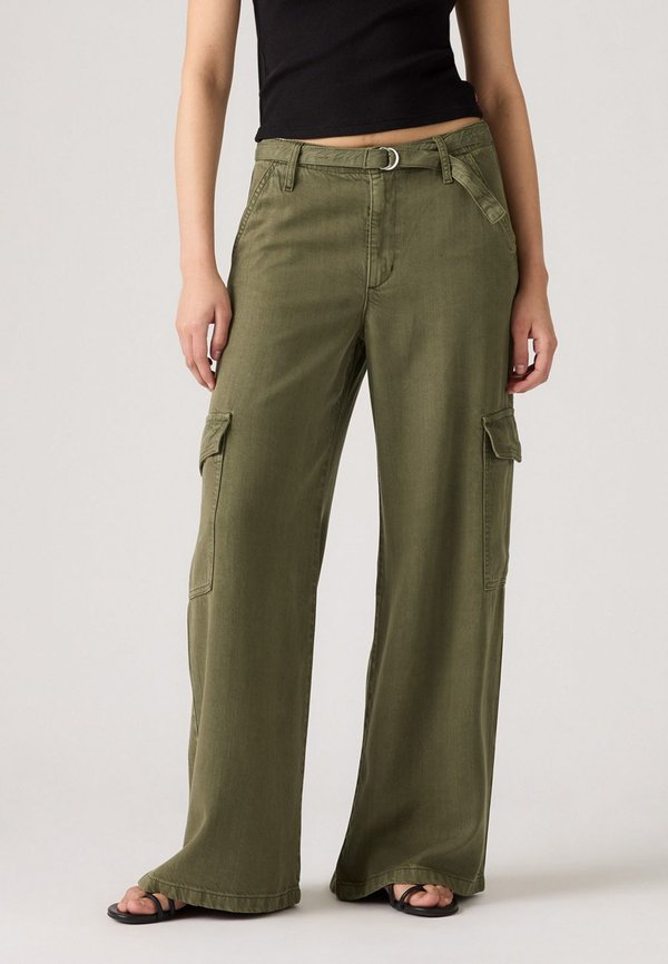 Levi's® BAGGY DAD CARGO - Cargo trousers - drapey ivy green gd