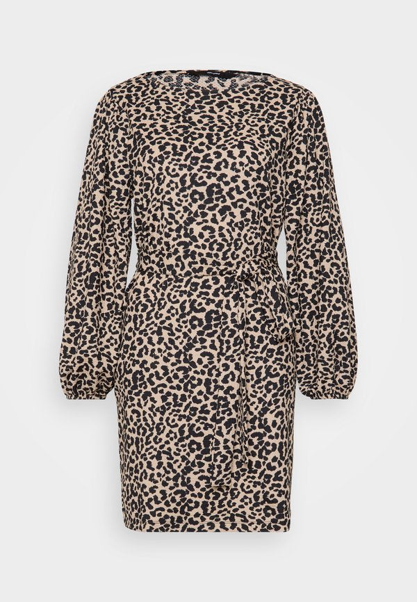 Vero Moda Tall VMMERVE SHORT DRESS