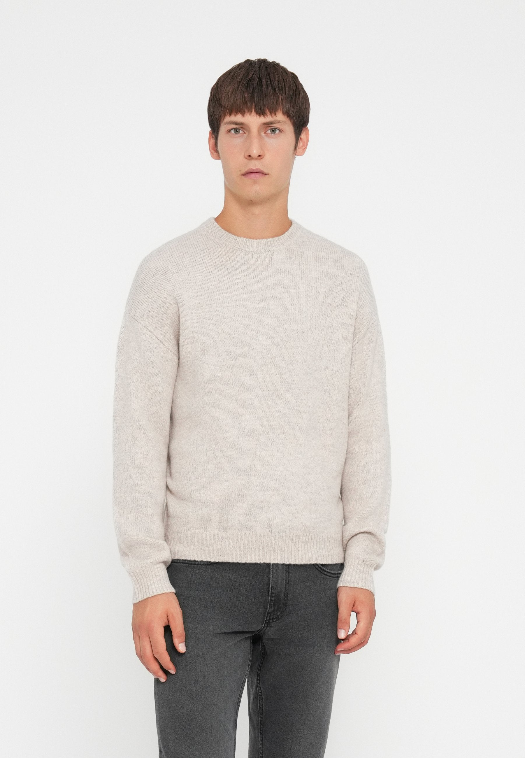 ONSWAKE CREW NECK Media 3