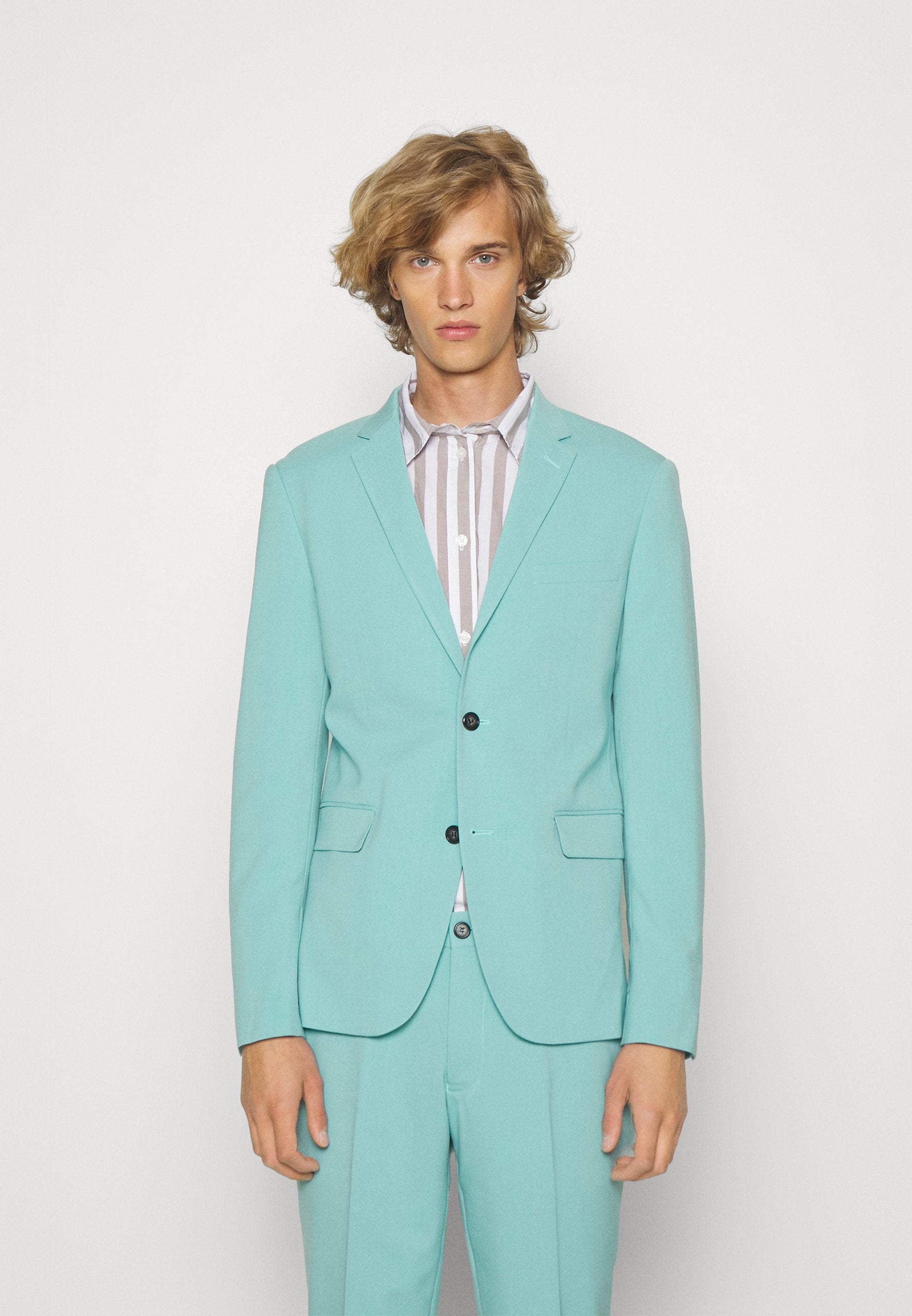 PLAIN MENS SUIT SET Media 4