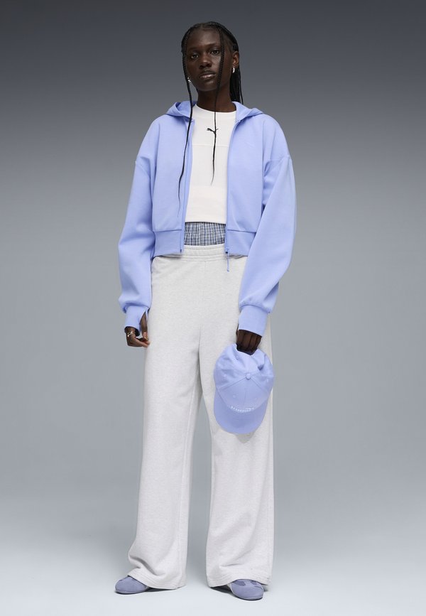 Puma TECH SENSE KAPUZEN - Zip-up sweatshirt - intense lavender