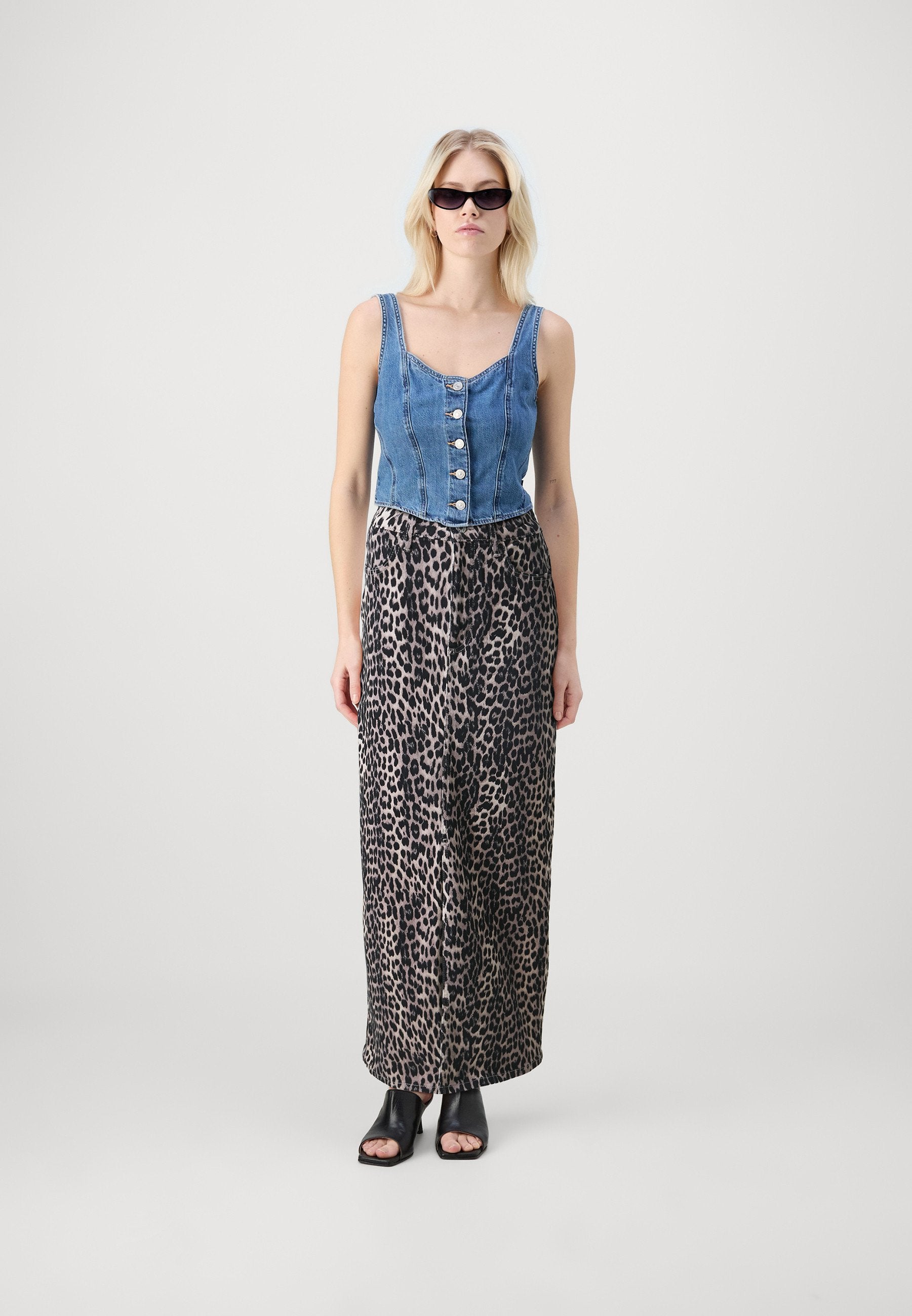 ONLY ONLCILLA ANLIE LONG SLIT SKIRT