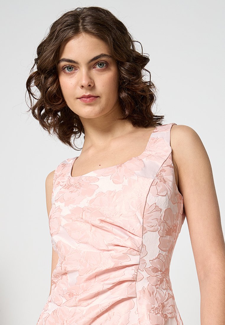 Apart Glamour