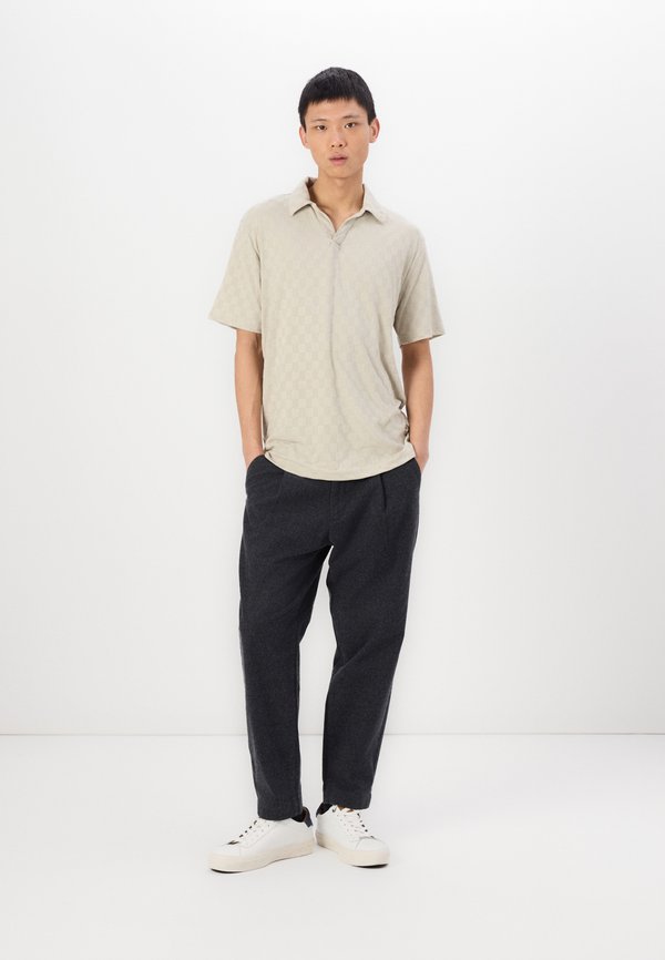 Jack & Jones PREMIUM Wide leg fit chinos