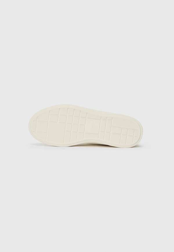 Calvin Klein LOW PRO CUPS