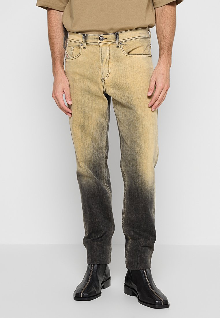 Jeans aus Denim mit einem Farbverlauf von hellbeige zu dunkelgrau, klassischem Fünf-Taschen-Design und schlanker Passform mit minimalen Nähten.