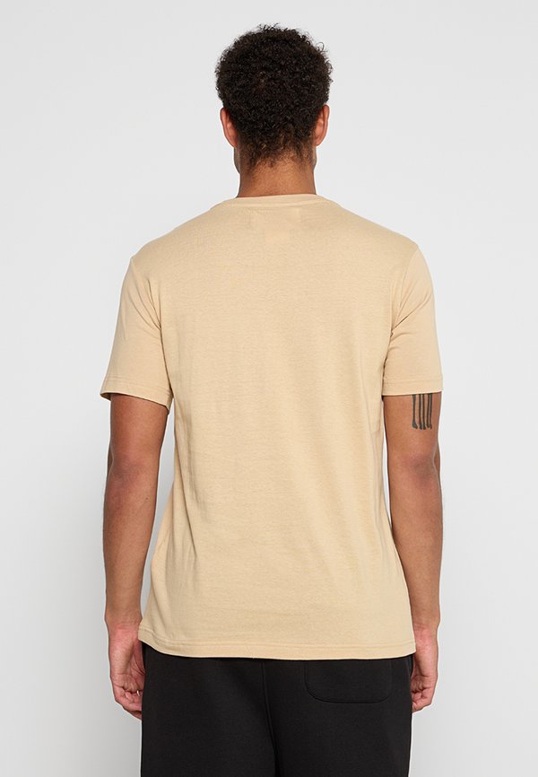 Champion TEE
