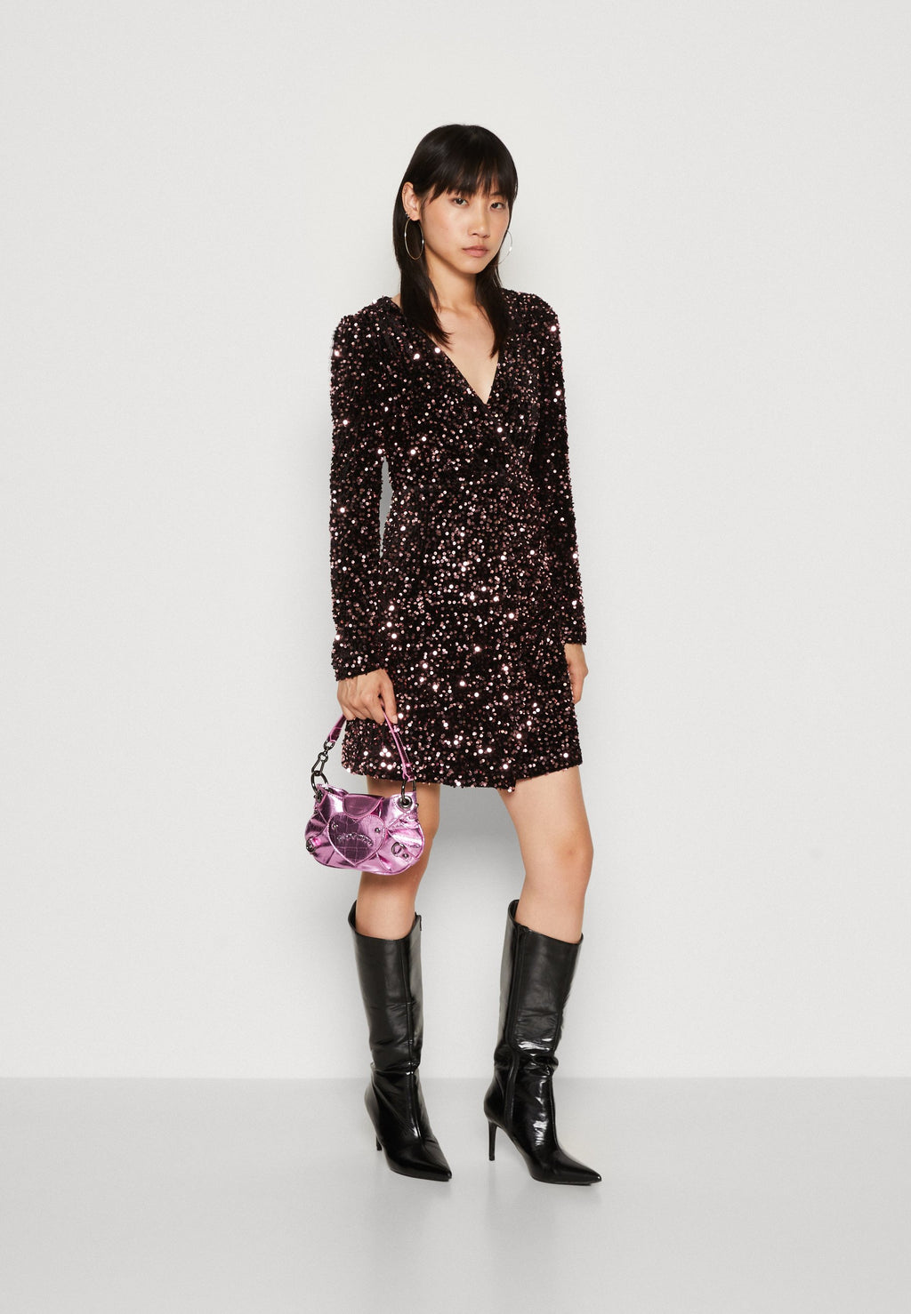 ONLANIKA WRAP SEQUIN SHORT DRESS Media 2