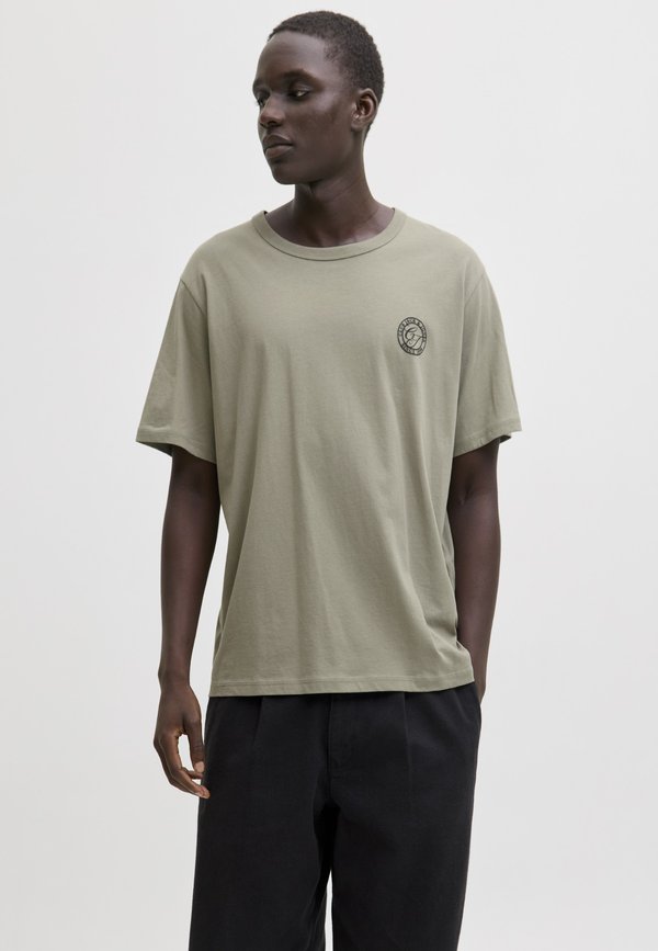 Jack & Jones T- - Print T-shirt - vetiver