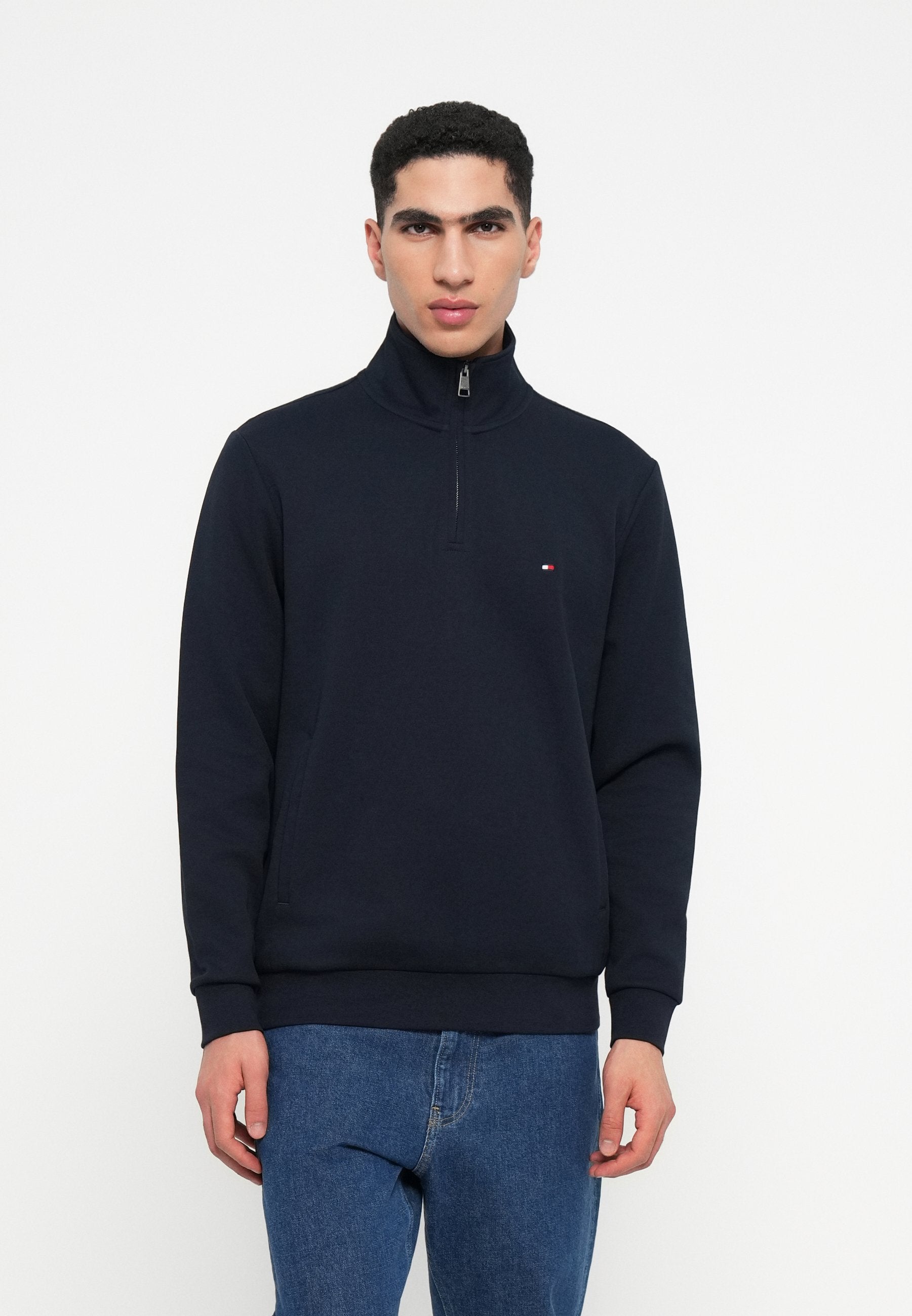 PERFORMANCE QUARTER-ZIP INTECHNO KNIT JUMPER Media 3