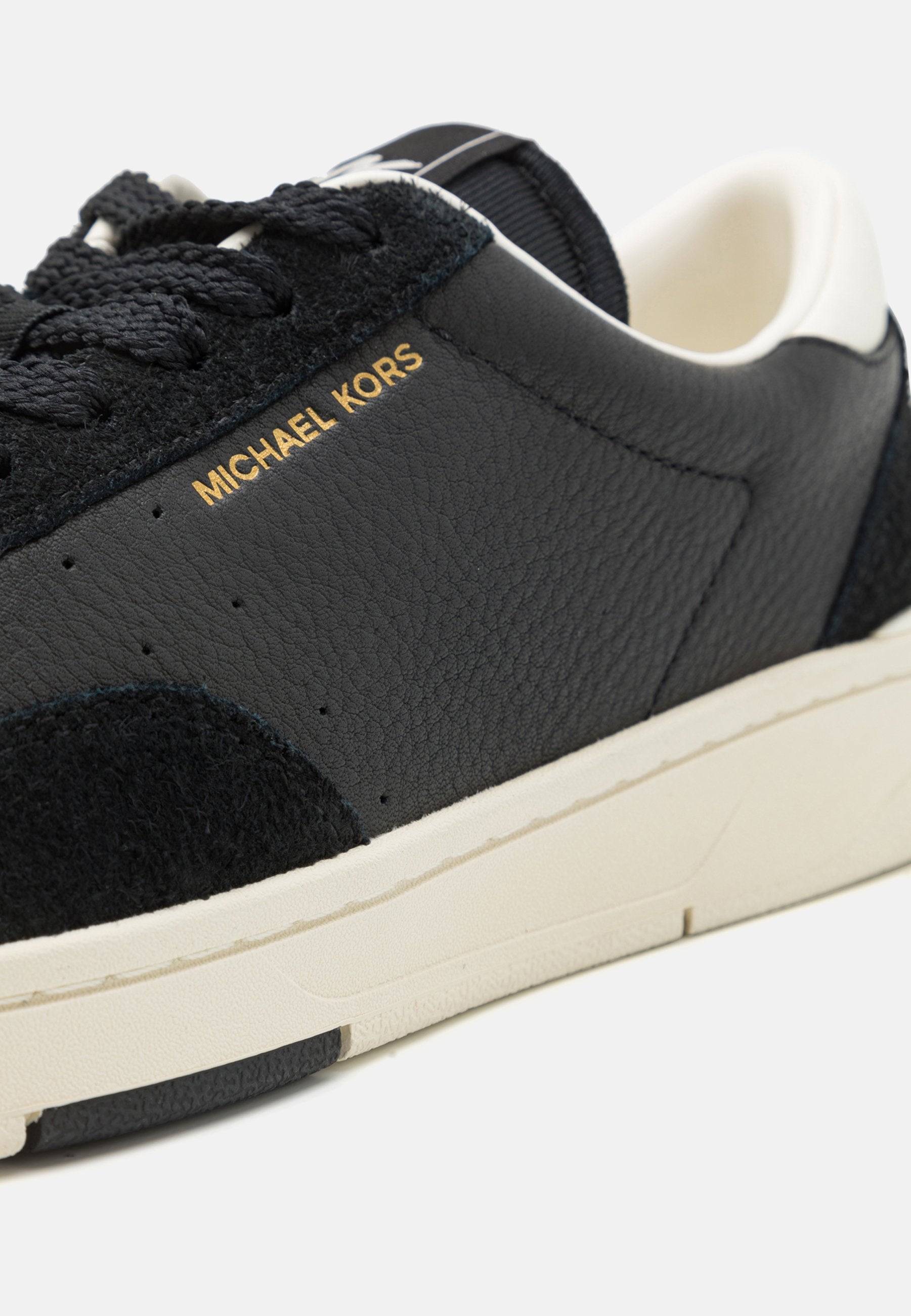 Michael Kors WILTON