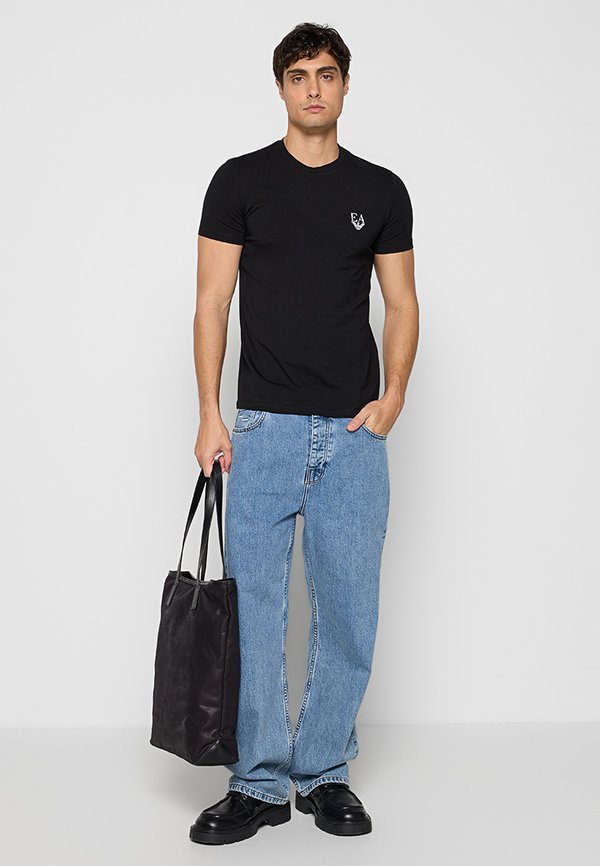 Emporio Armani T-SHIRT