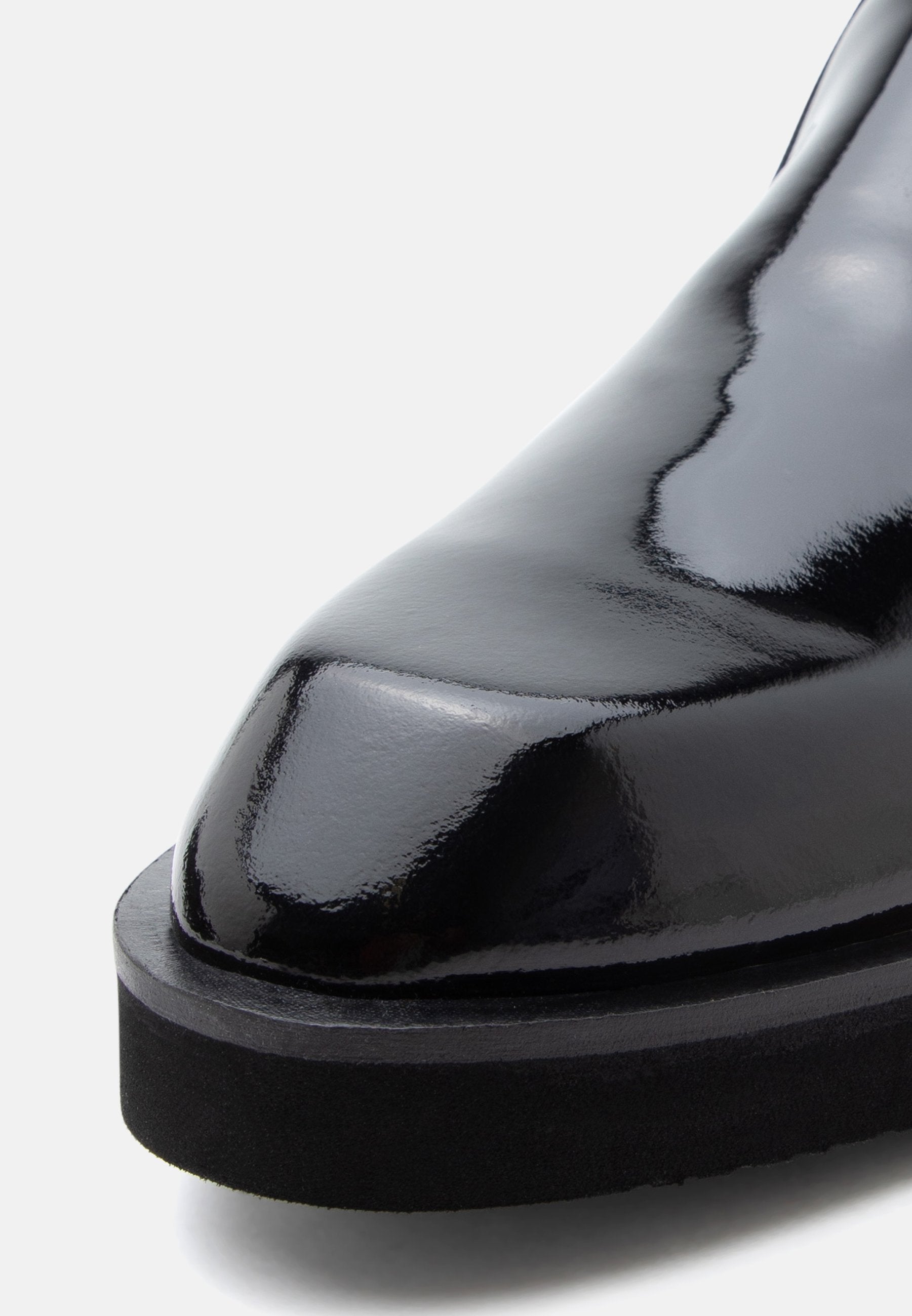 Zign LEATHER