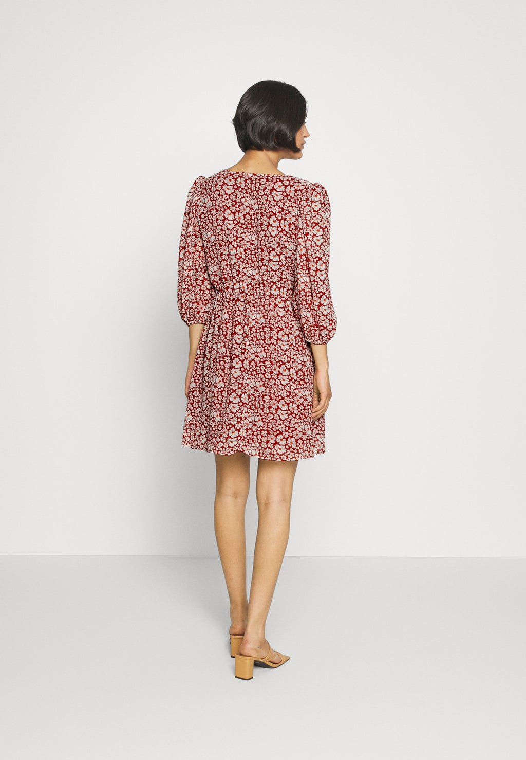 ONLCITTY 3/4 V NECK DRESS  Media 4