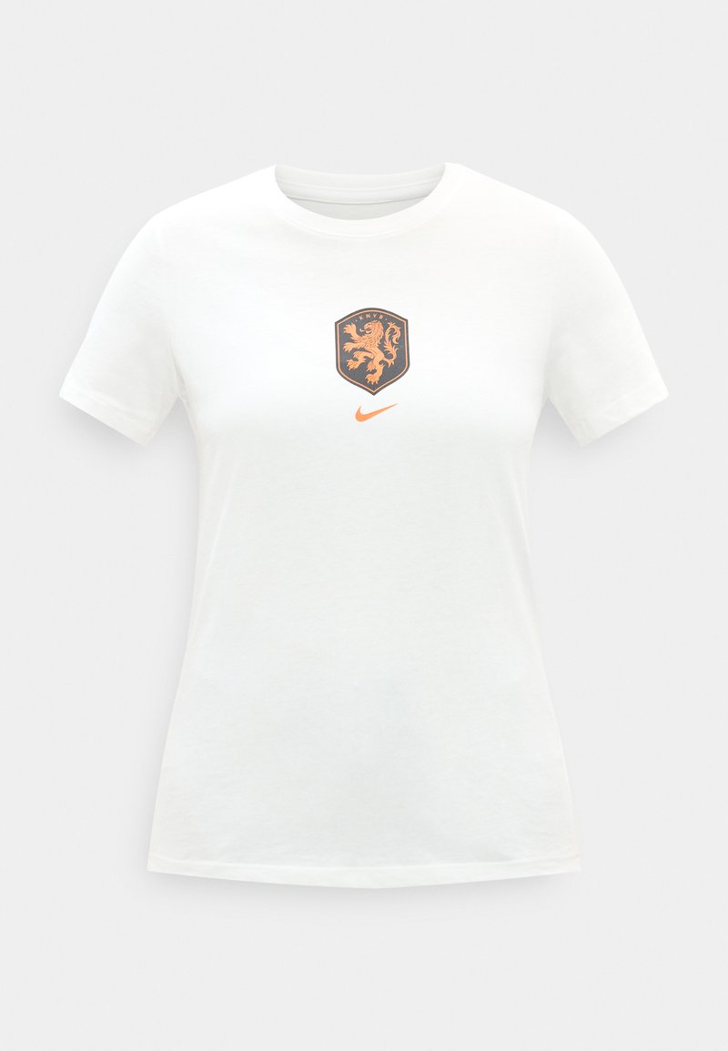 Weißes T-Shirt mit kurzen Ärmeln, orangefarbenem Nike-Logo und orangefarbenem Löwenwappen zentriert auf der Brust.