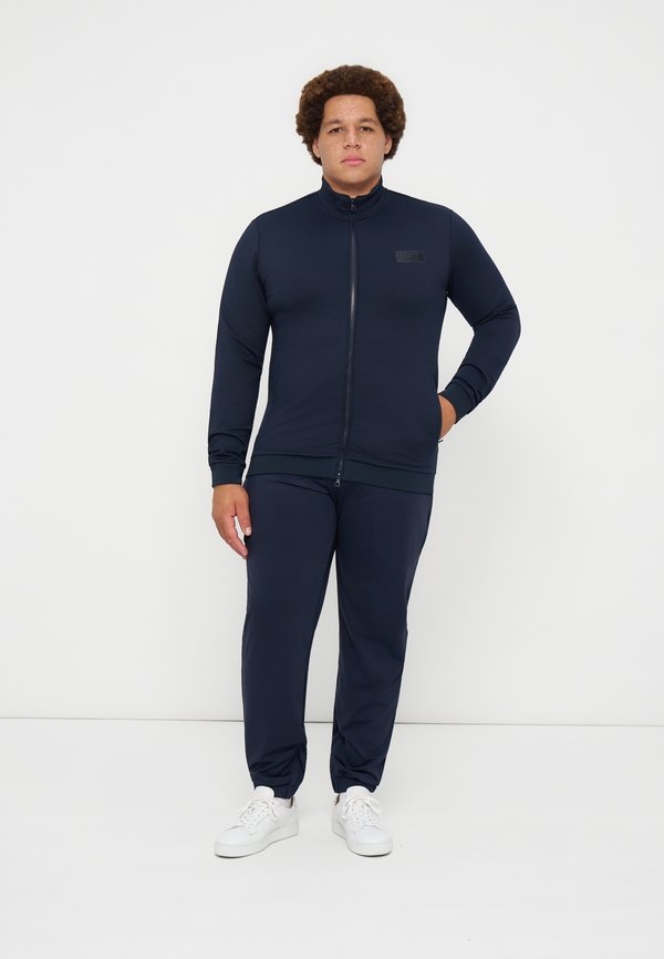 EA7 Emporio Armani