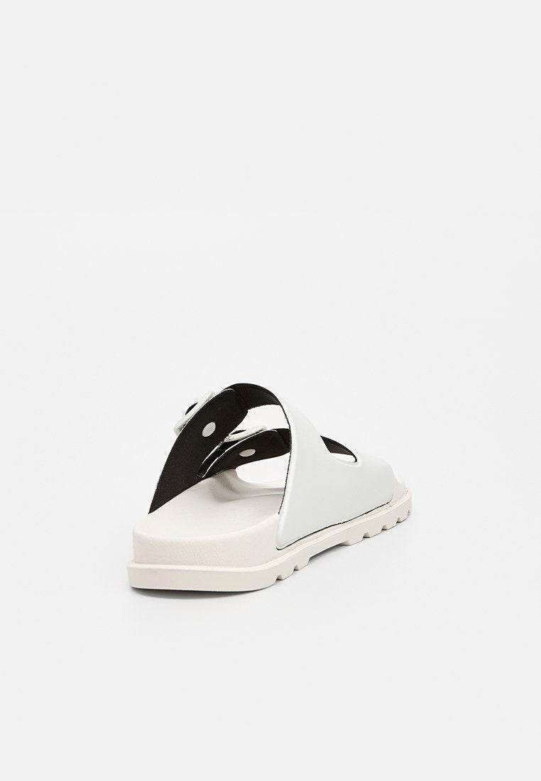 KARL LAGERFELD Pantolette flach Media 3
