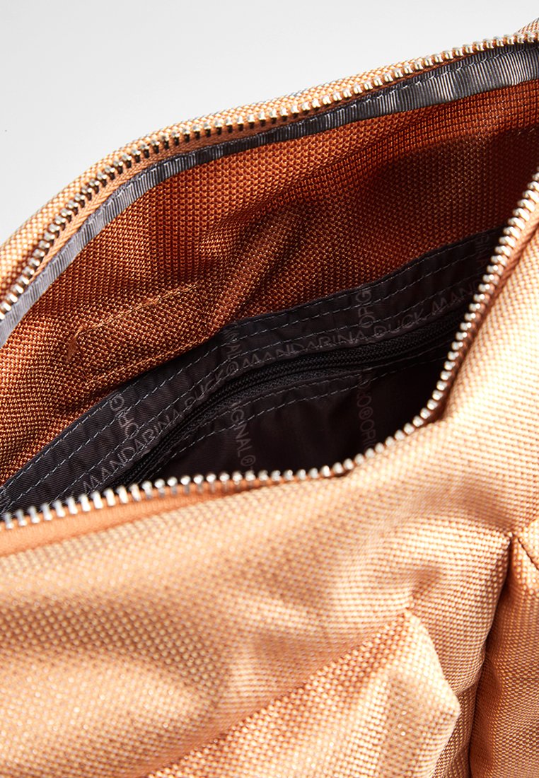 Mandarina Duck LUX