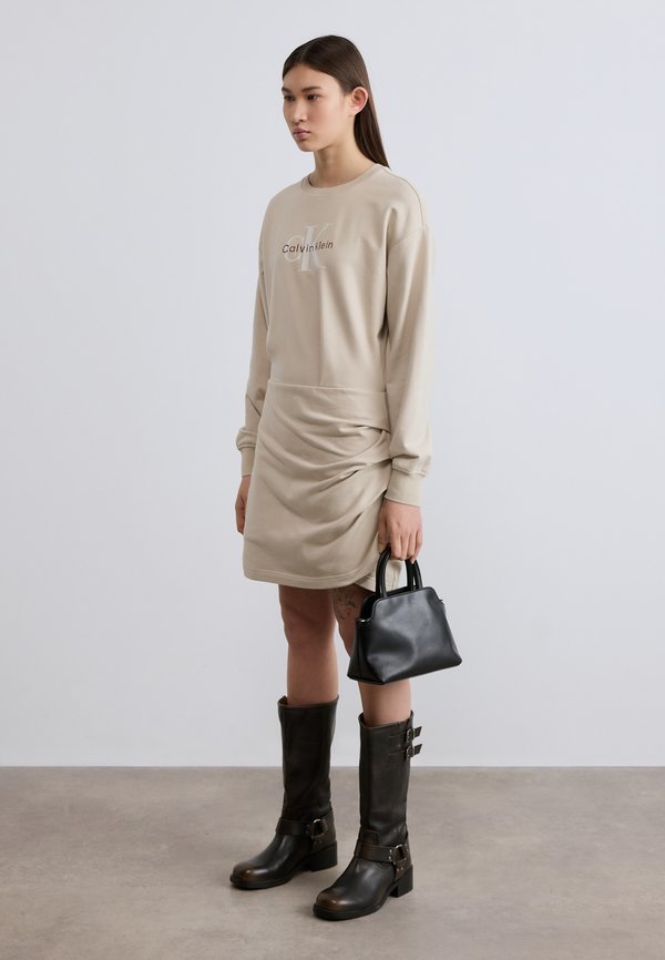 Calvin Klein Jeans MONOLOGO CREW FASHION