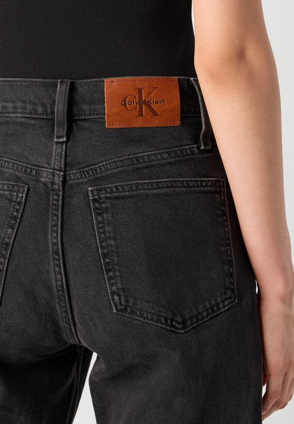 Calvin Klein Jeans MOM