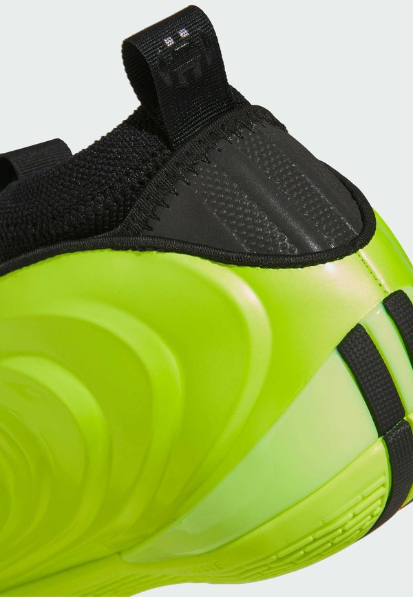 adidas Performance HARDEN VOLUME 10