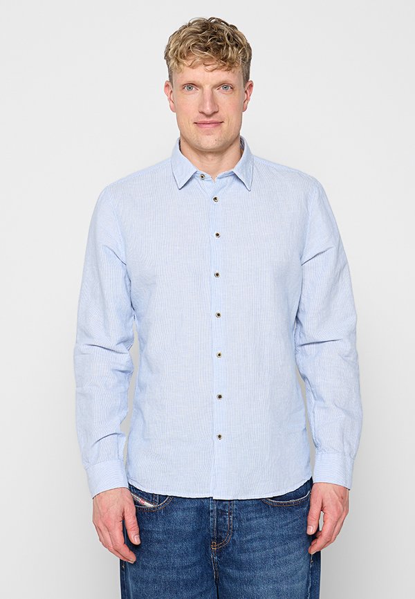 NO EXCESS REGULAR FIT