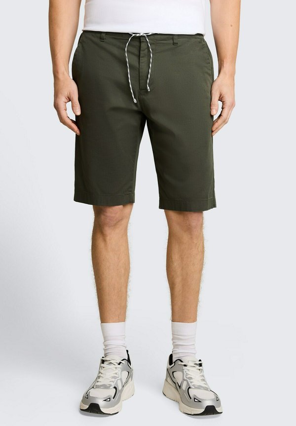 TOM TAILOR TOM TAILOR HOSEN & CHINO CHINO SHORTS MIT KORDELZUG - Shorts - deep leaf green
