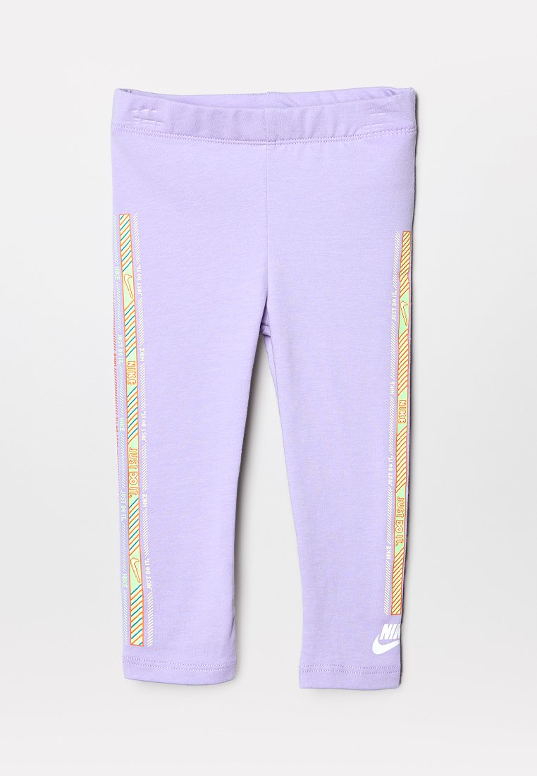 Nike Sportswear HAPPY CAMPER SET