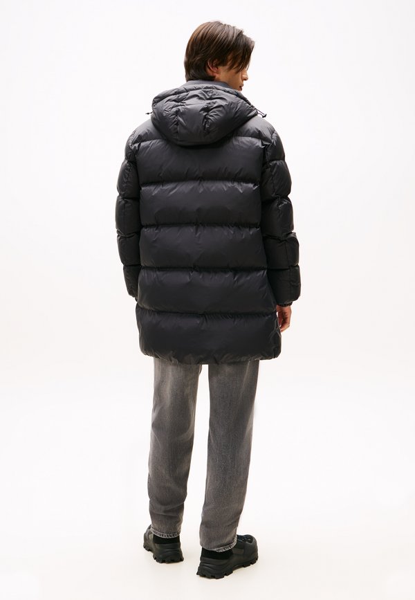 Tommy Jeans ESSENTIAL