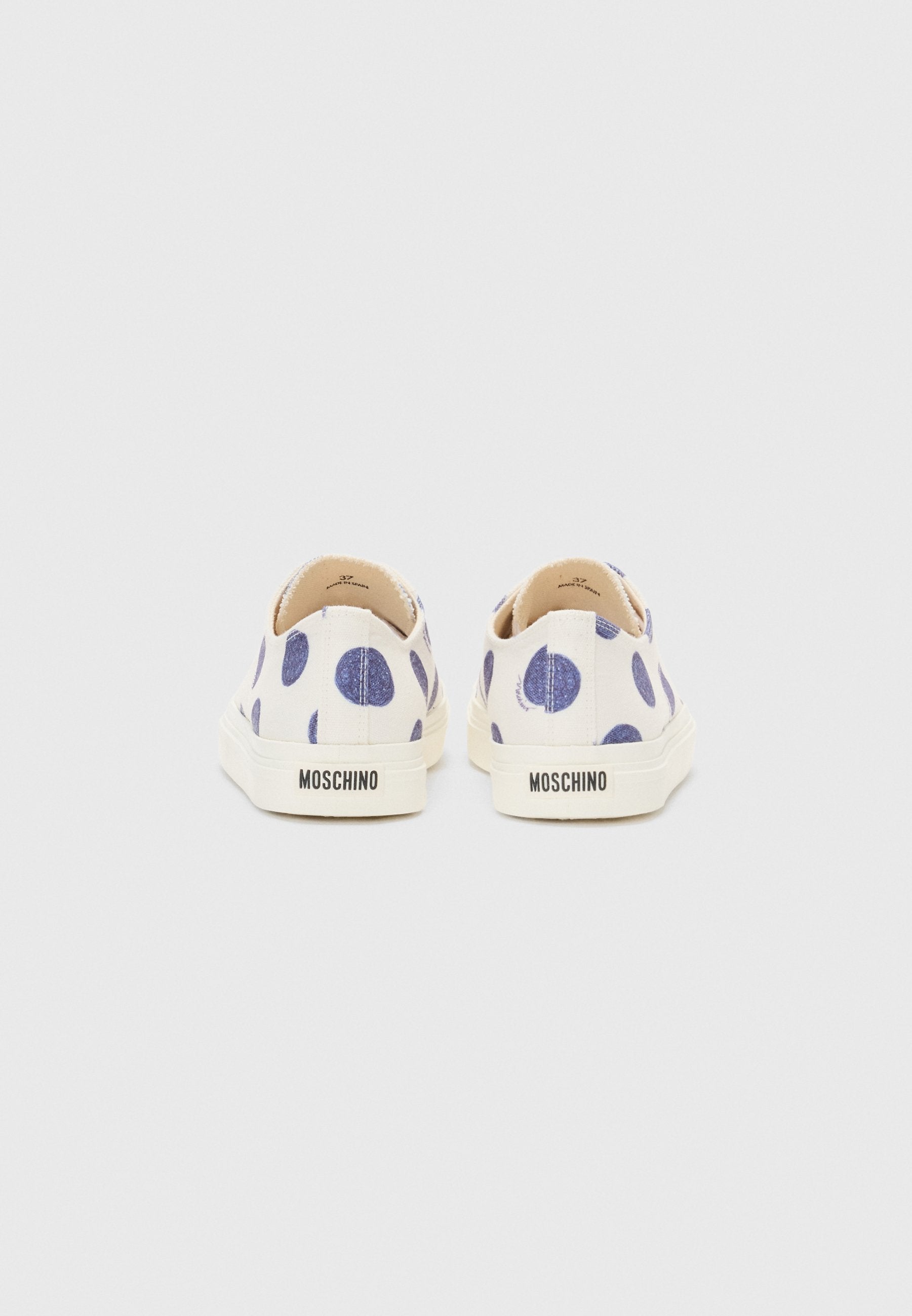 MOSCHINO