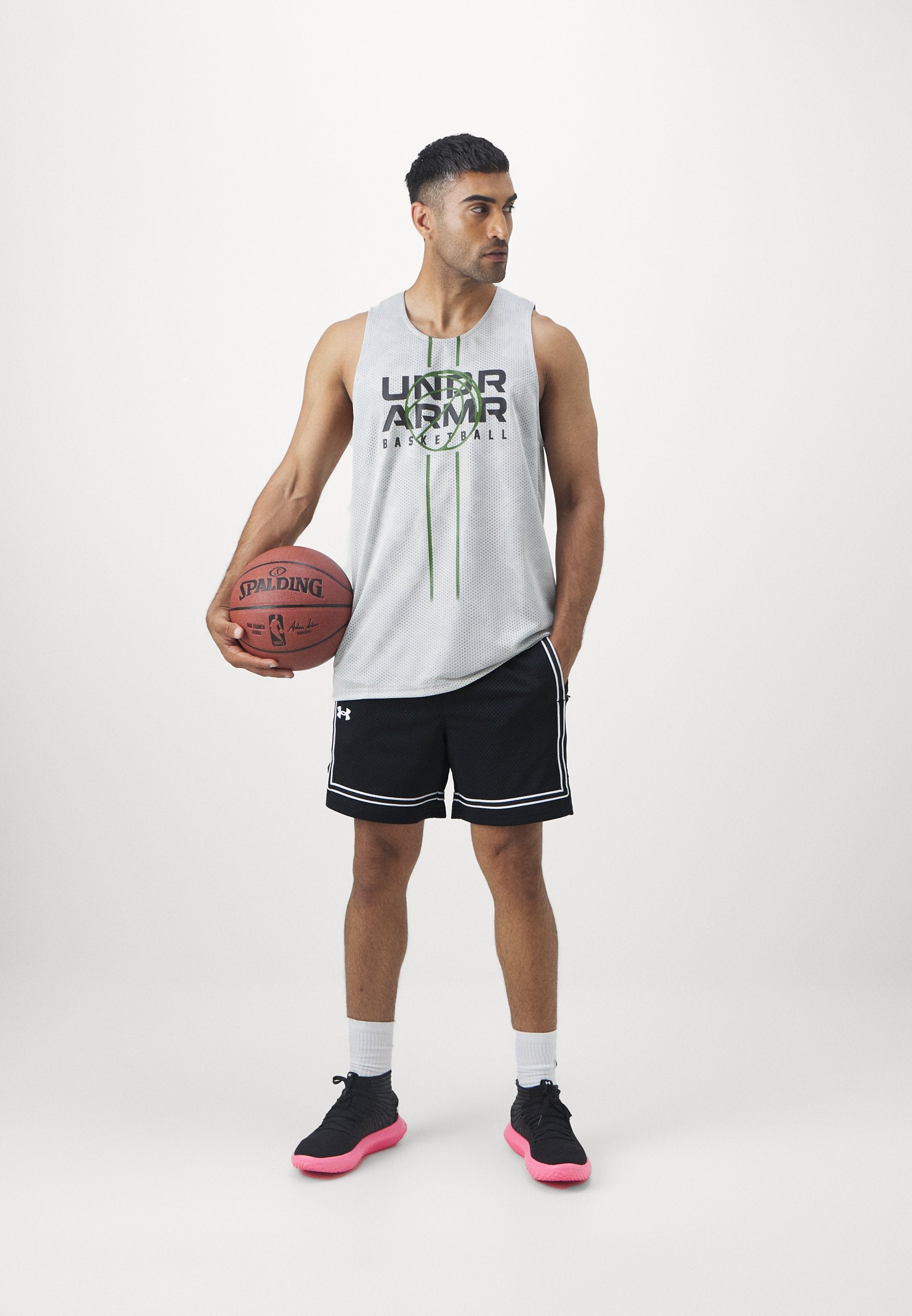 Under Armour  ZONE PRO SHORT