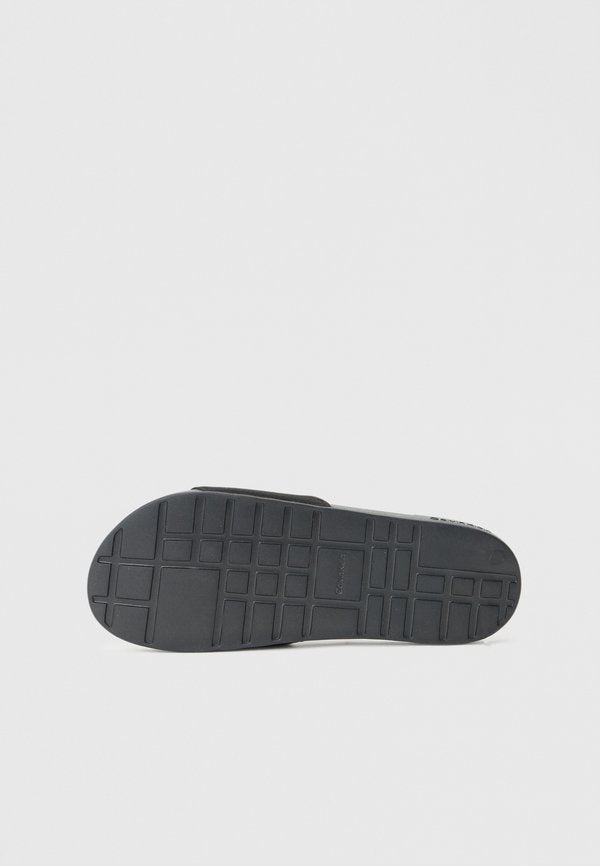 Calvin Klein ESS SLIDE CV