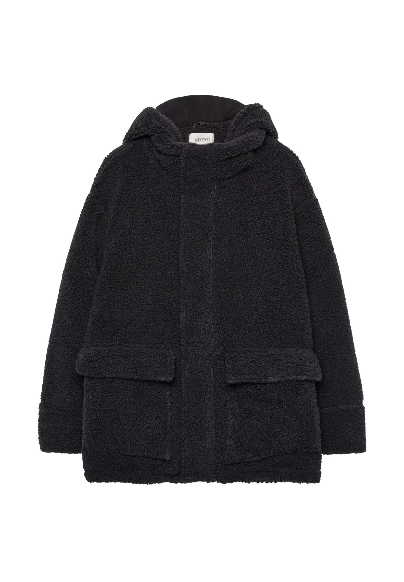 Schwarzer Fleece-Mantel mit Kapuze, mit strukturierter Oberfläche, vorderer Knopfverschluss und zwei vorderen Taschen. Weiches Material und oversized Design.