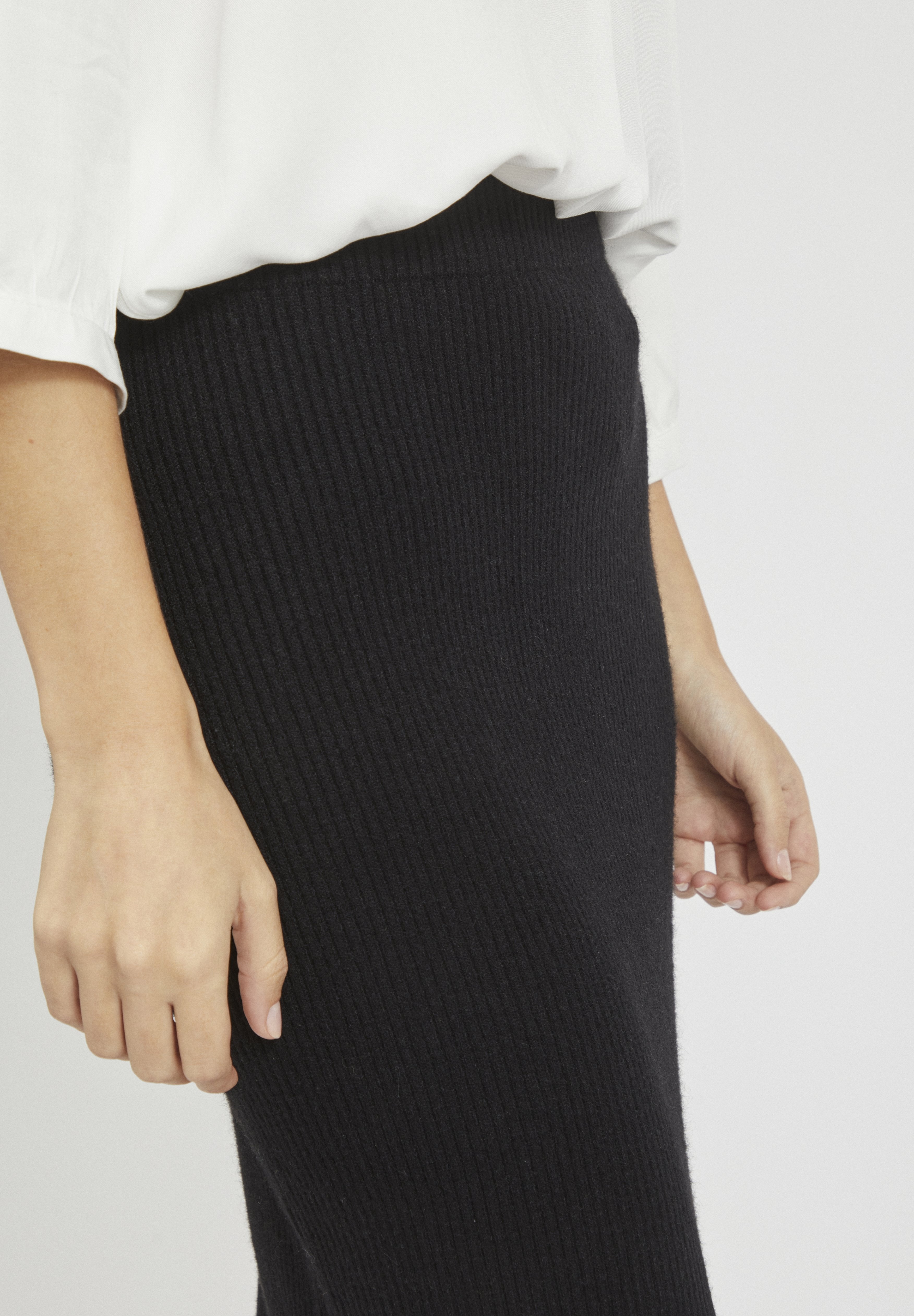VILA Tall VIRIL PENCIL SKIRT