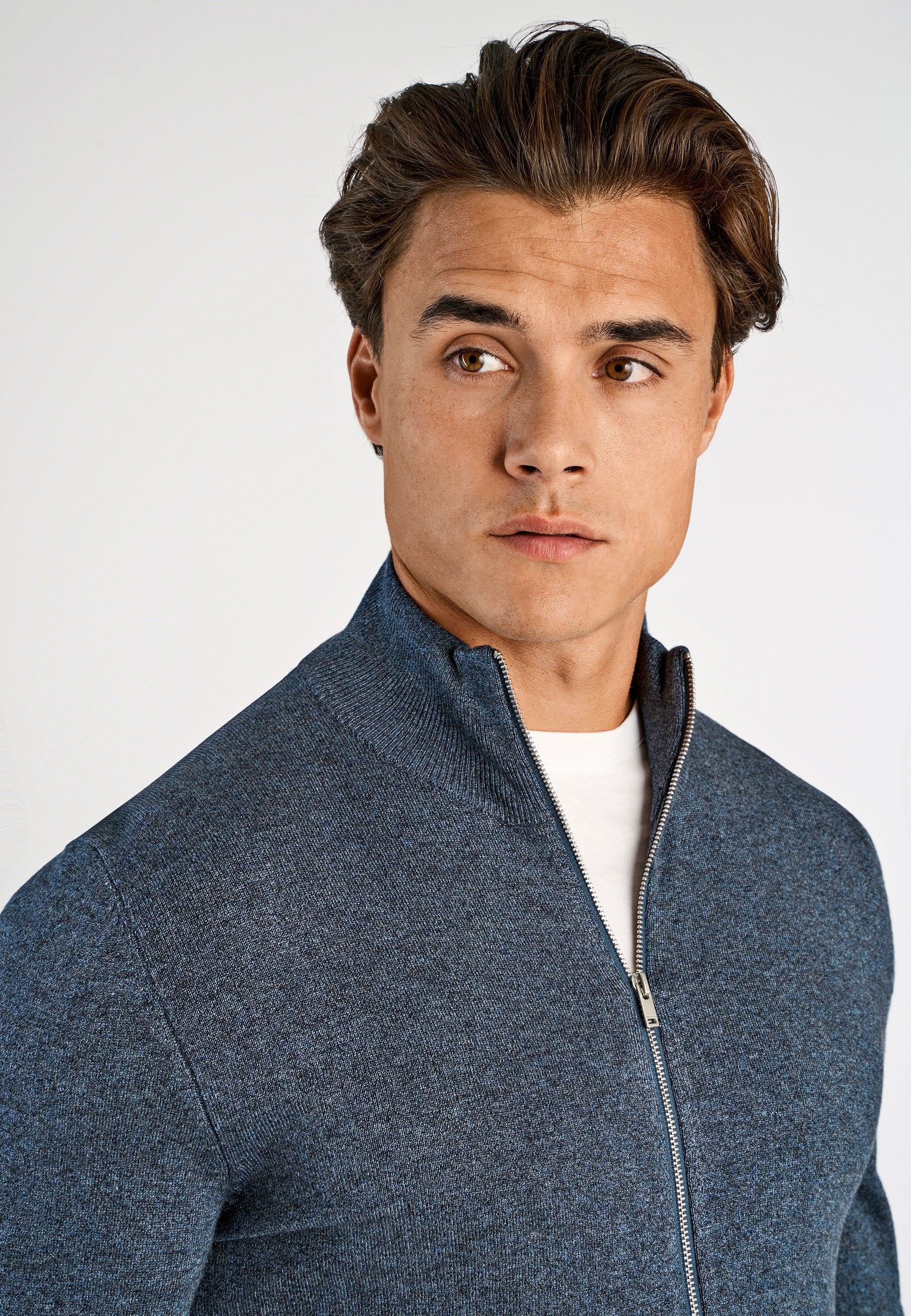 Lindbergh Strickjacke Media 6