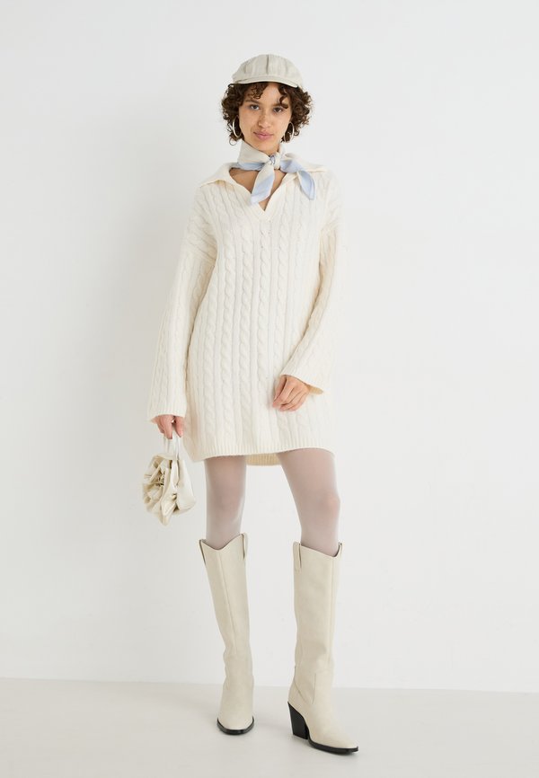 Abercrombie & Fitch NOTCH NECK MINI