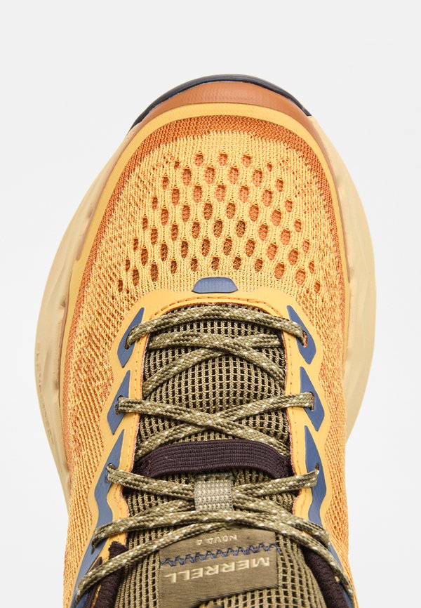 Merrell NOVA 4