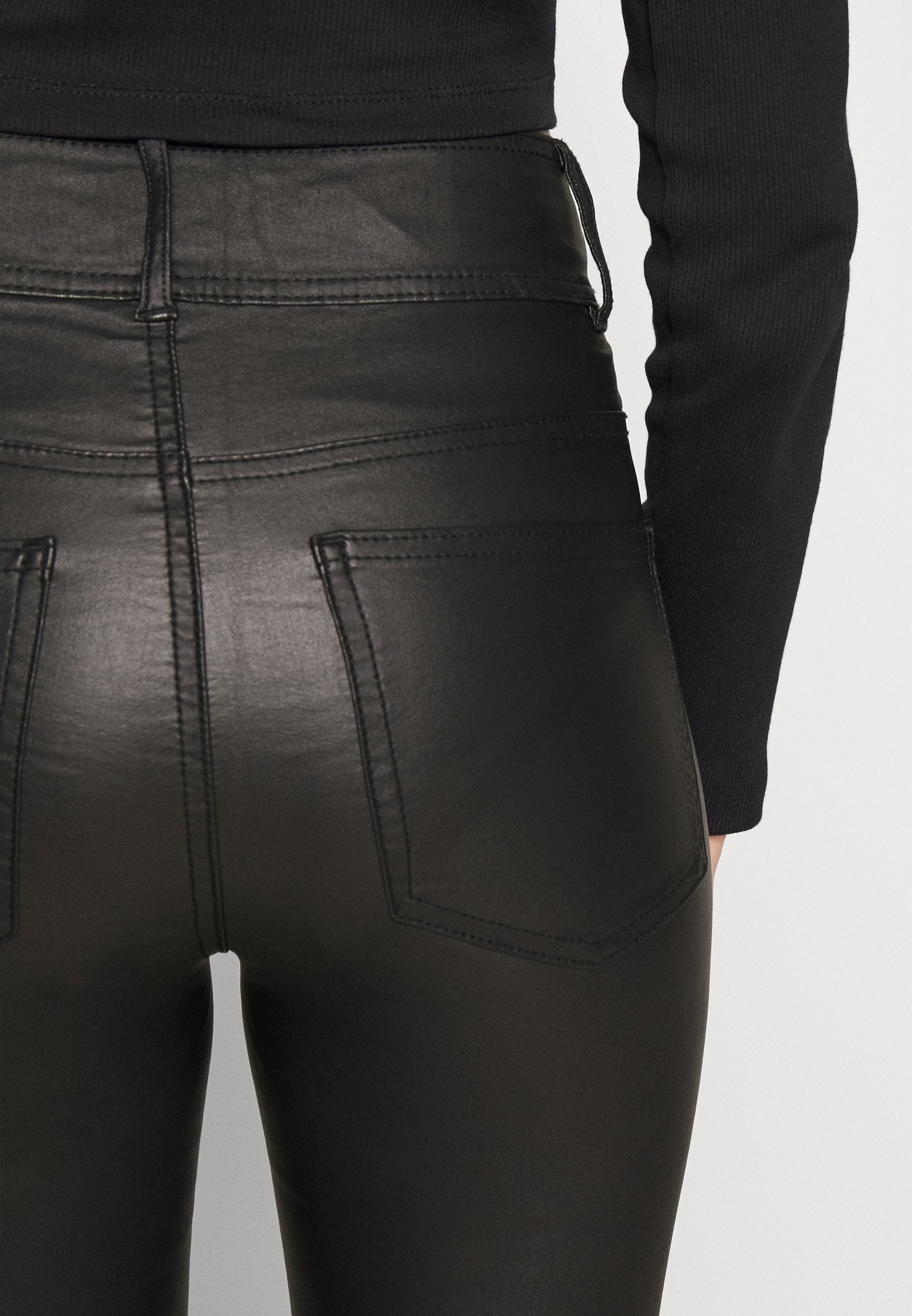 ONLPALMER NYA  ZIP COATED CCPTT Media 7