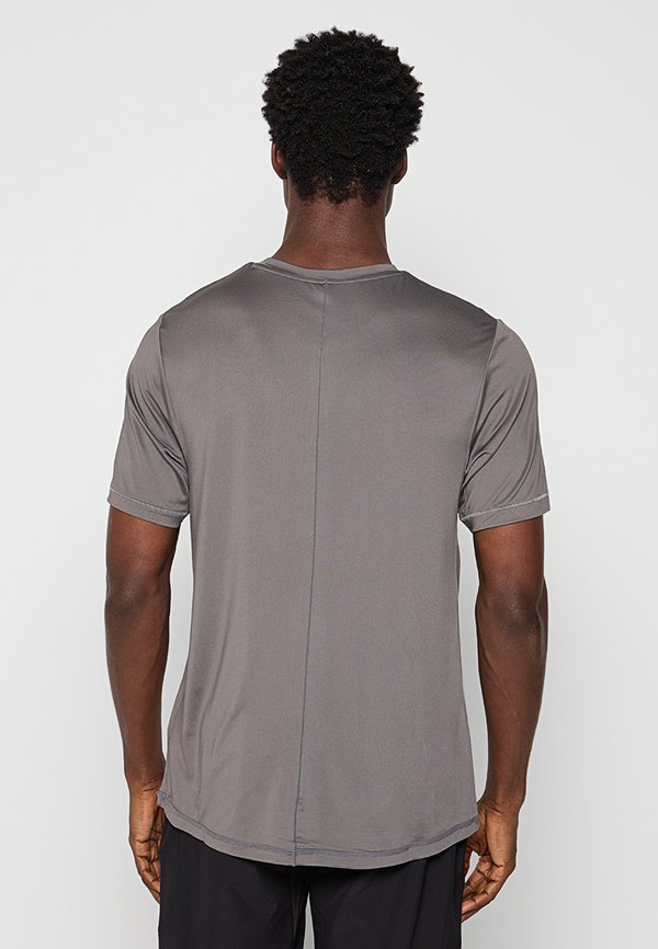 Ted Baker Sports