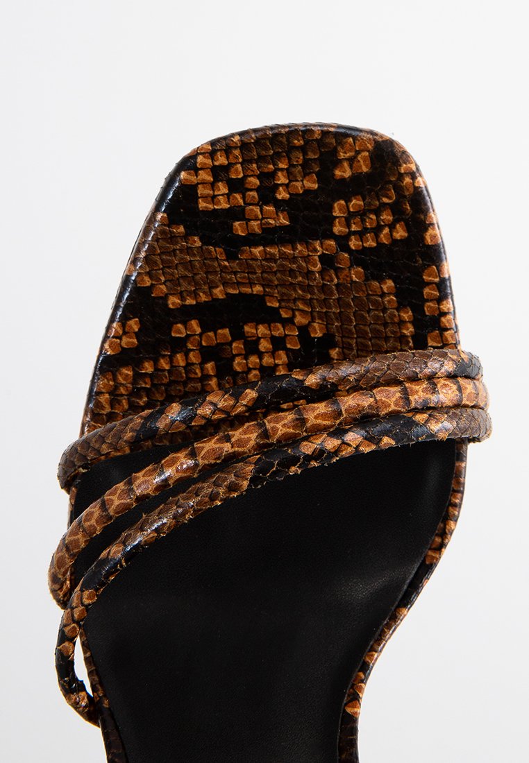 Jeffrey Campbell PRESECCO