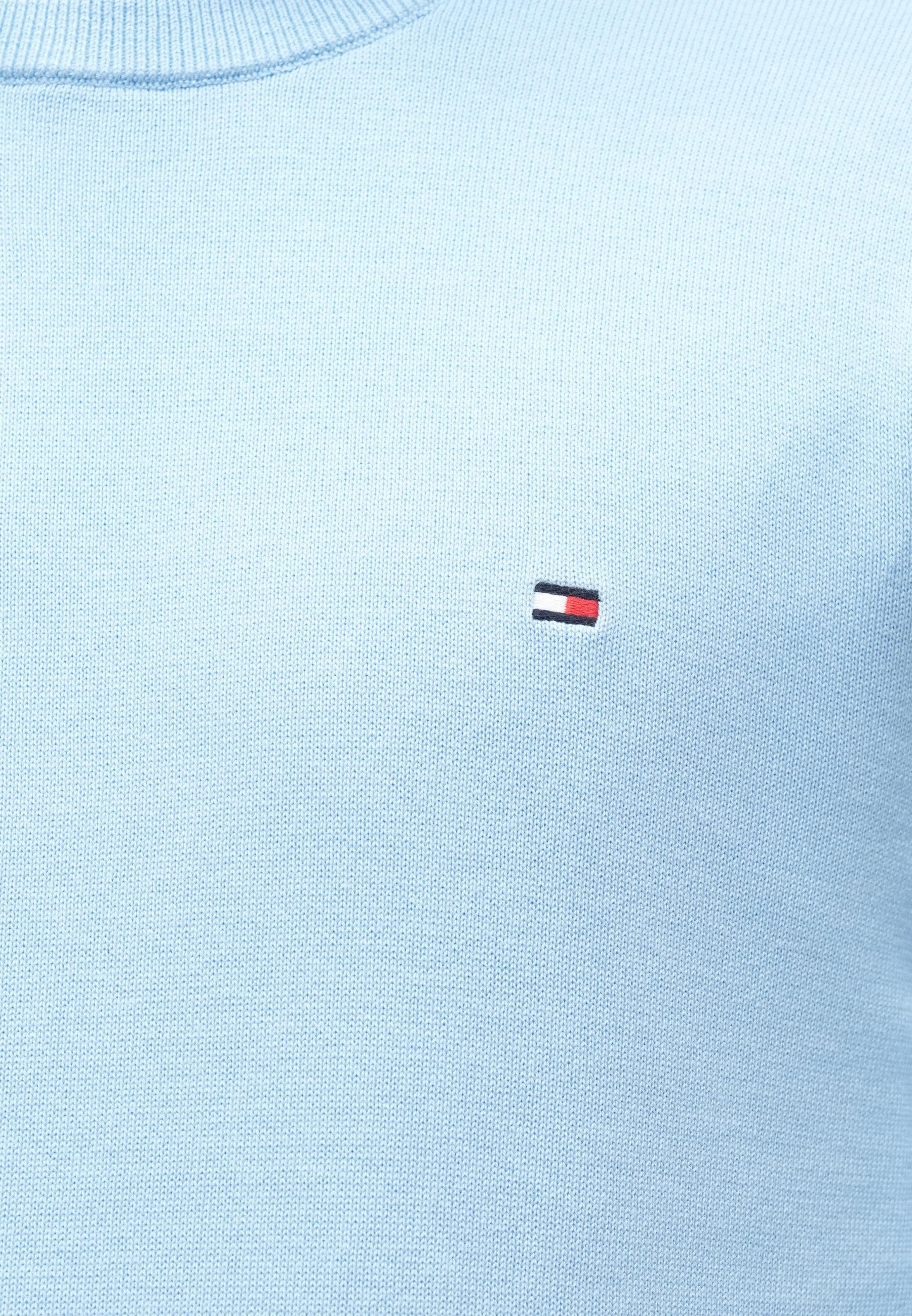 CREW NECK  Media 6