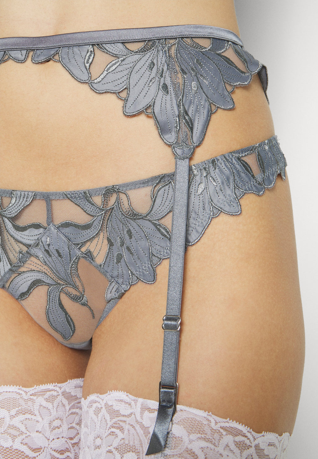 Fleur du Mal EMBROIDERY GARTER BELT