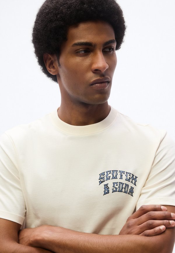 Scotch & Soda FRONT AND BACK ARTWORK REGULAR FIT